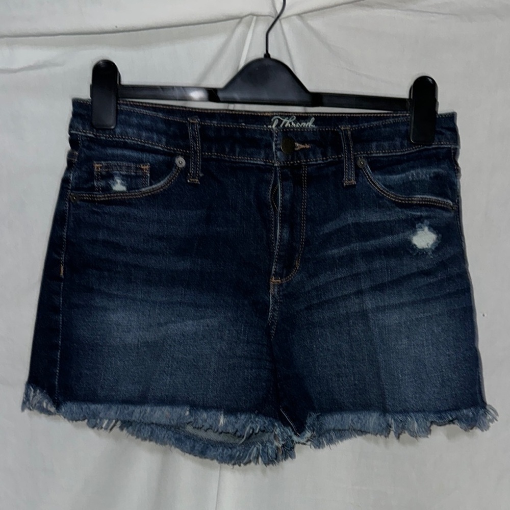 Universal Thread high rise shortie distressed denim shorts size 6 / 28
